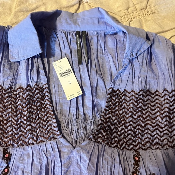 Anthropologie Embroidered Blouse NWT medium - Picture 2 of 2